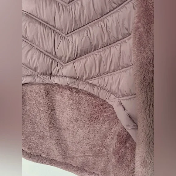 Bernardo mixed media puffer jacket - Picture 4 of 4